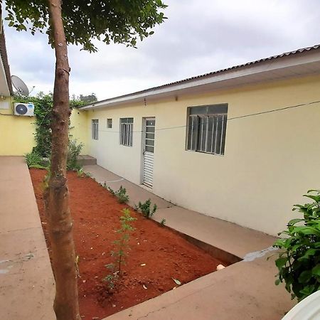 Hospedagensjaguariaiva Apartment Ngoại thất bức ảnh